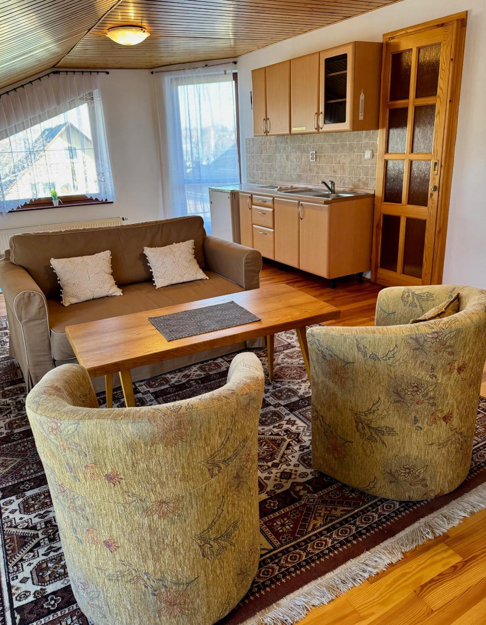Villa Menhardi Nová Lesná Buitenkant foto